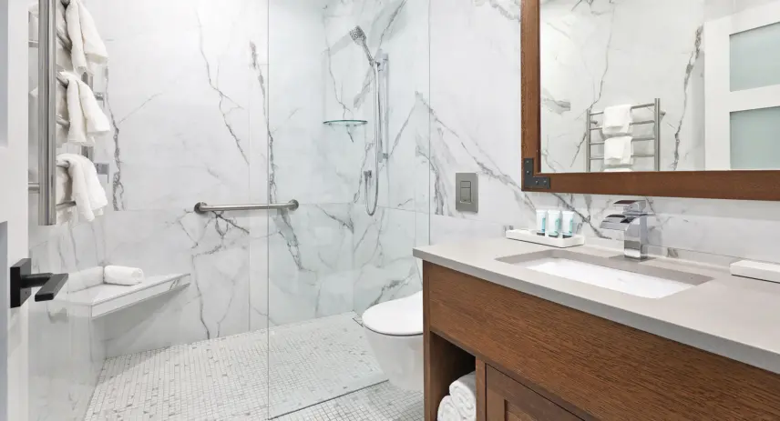 Kingfisher Deluxe Room 