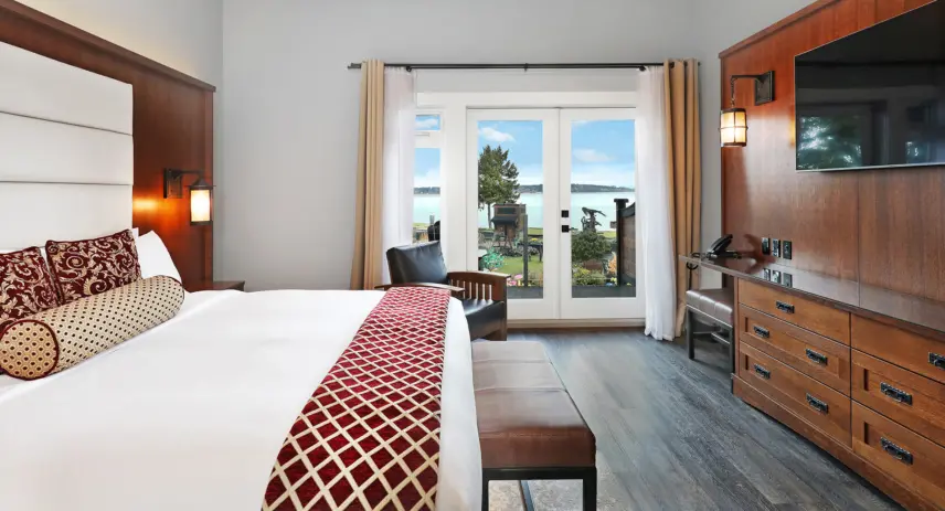 Kingfisher Deluxe Room 