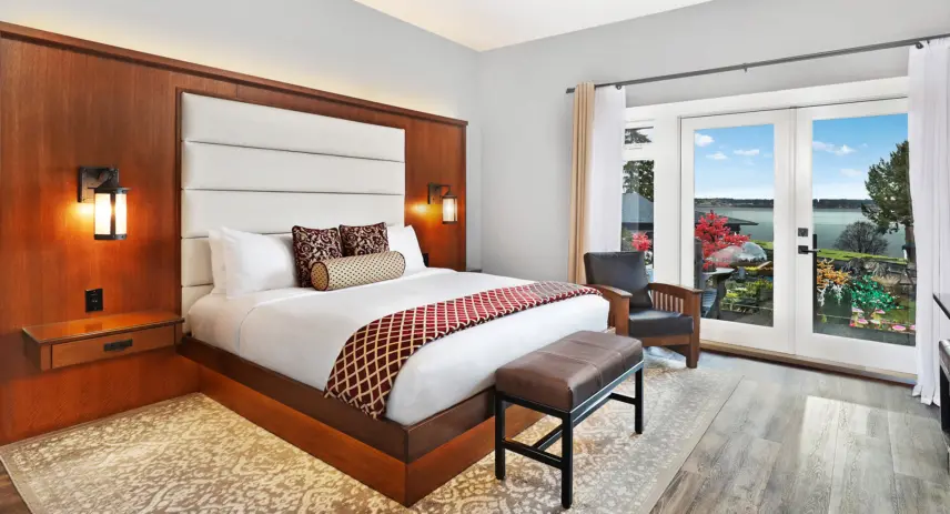 Kingfisher Deluxe Room 