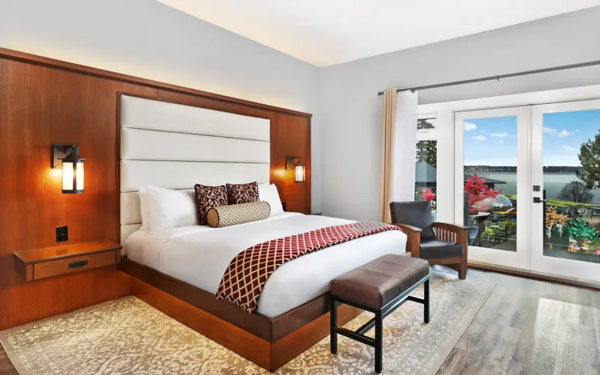 Kingfisher Deluxe Room 