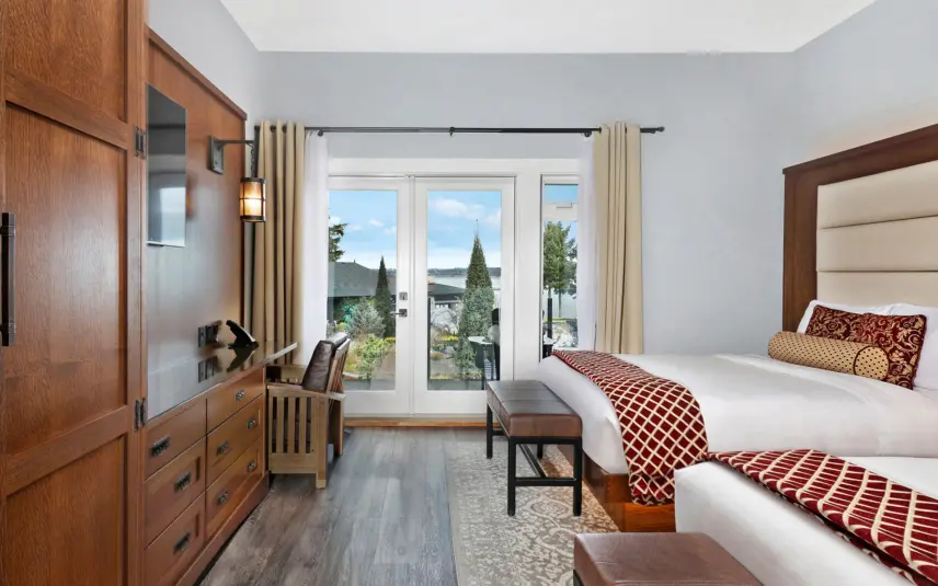 Kingfisher Deluxe Room 